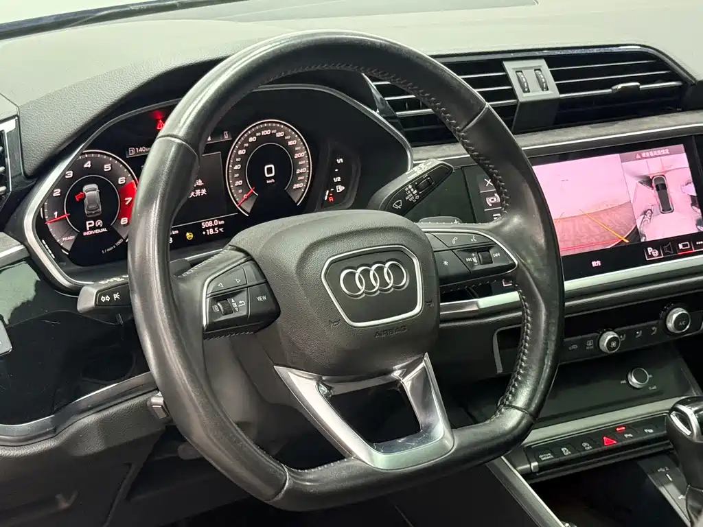 Audi Q3 2021 — фото 12