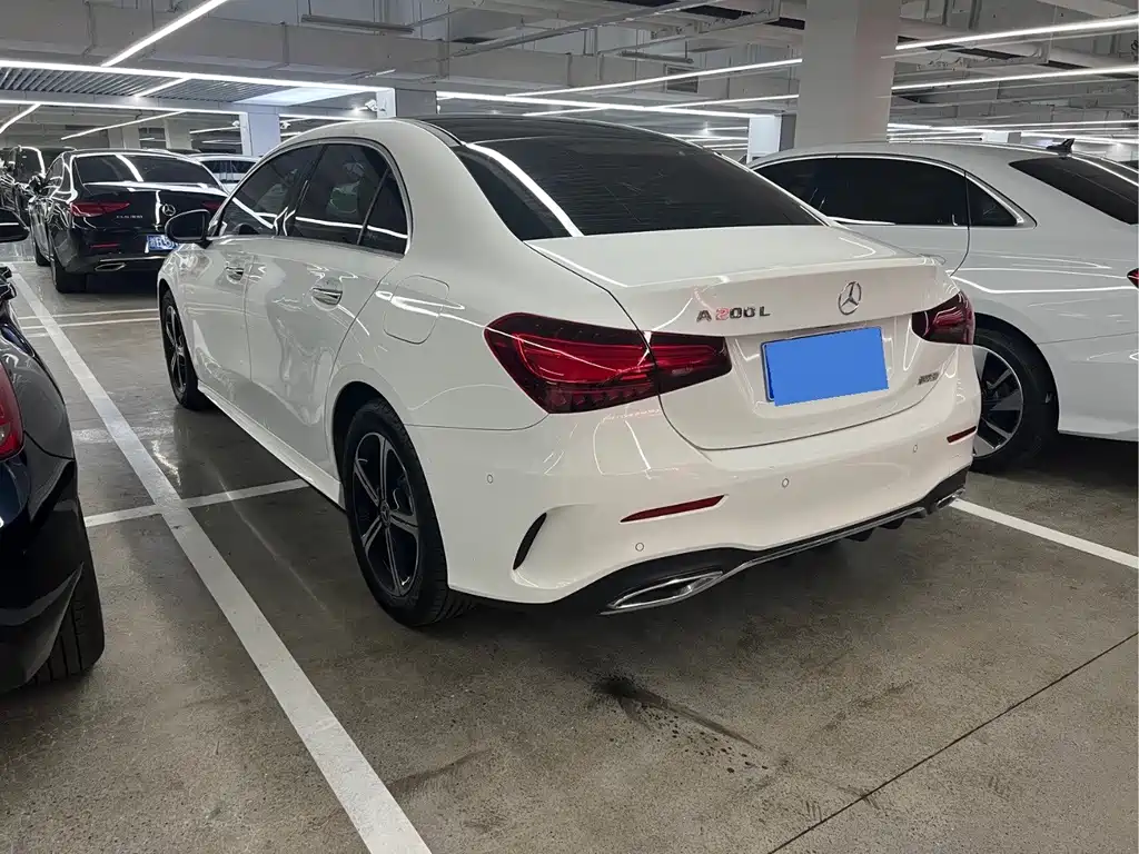 Mercedes-Benz A-Class 2023 — фото 5