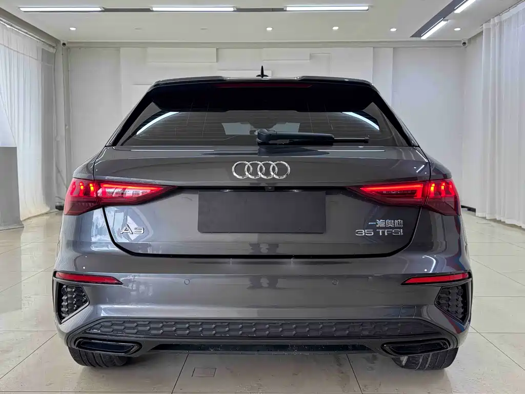 Audi A3 2022 — фото 5