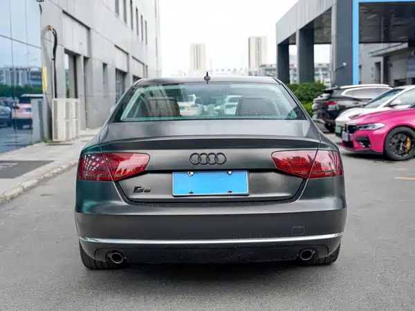 Audi A8 2011