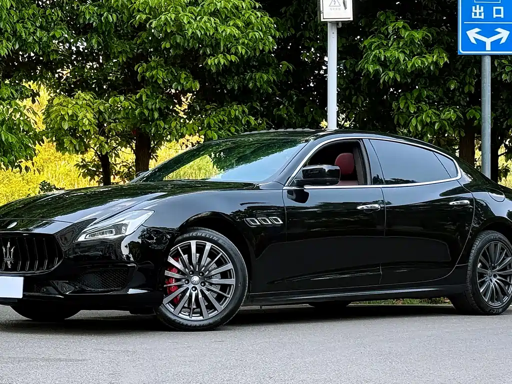 Maserati Quattroporte 2014 — фото 1