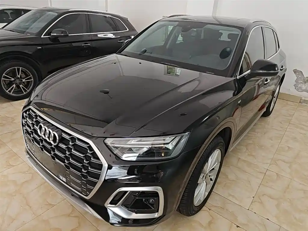 Audi Q5L 2022 — фото 2