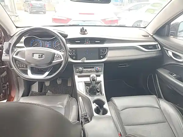 Geely Emgrand 2019