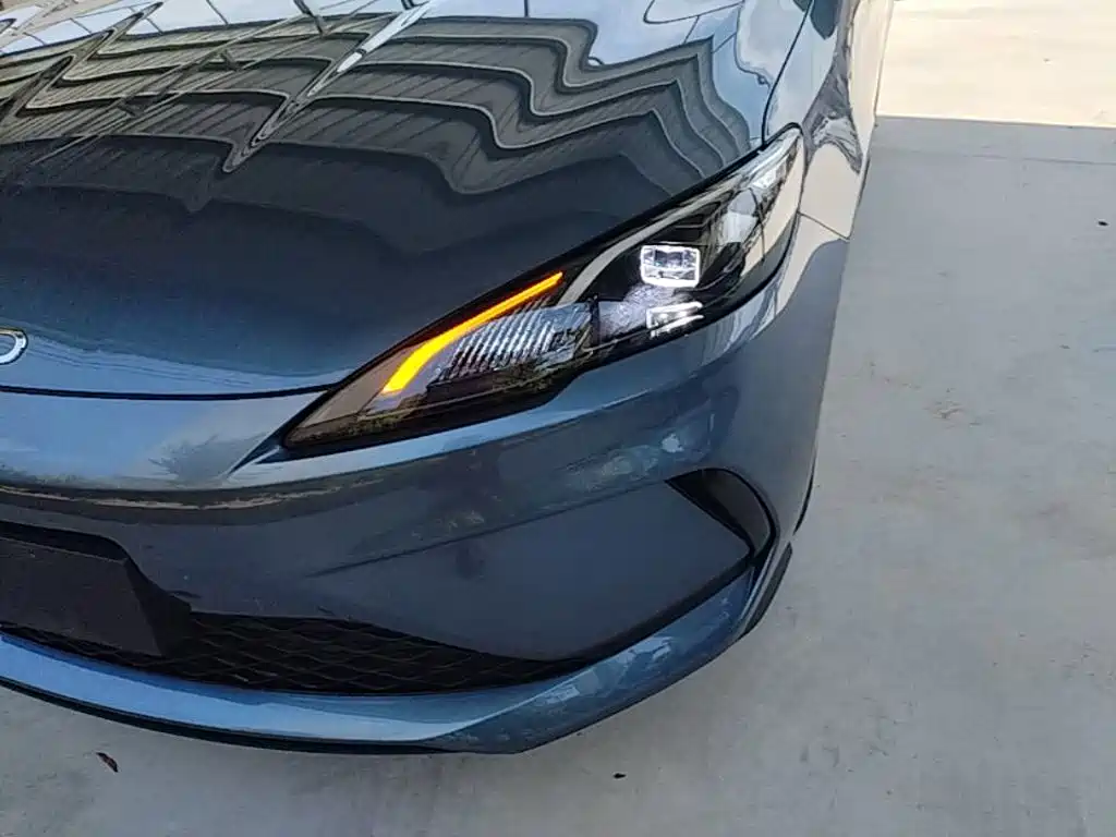 BYD Seal 05 DM-i 2025 — фото 24