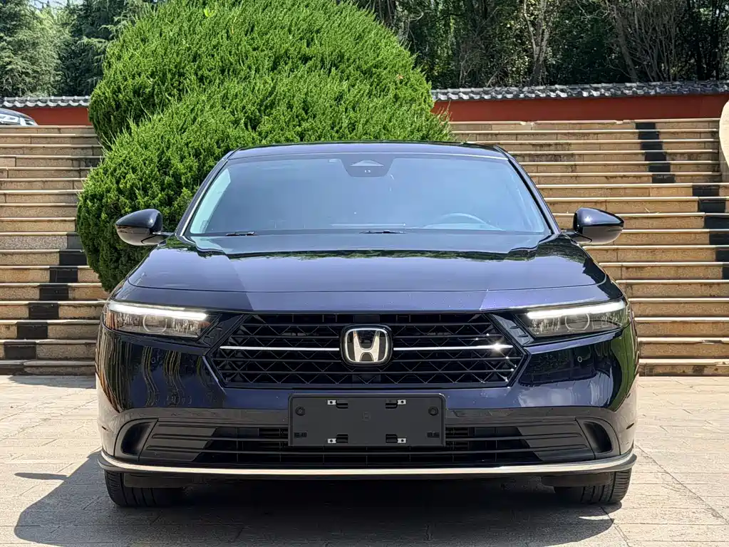 Honda Accord 2024 — фото 2