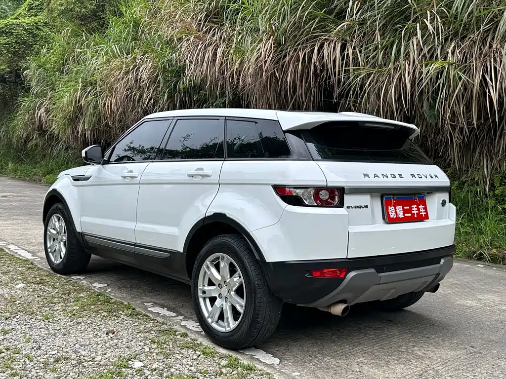 Land Rover Evoque 2014 — фото 10
