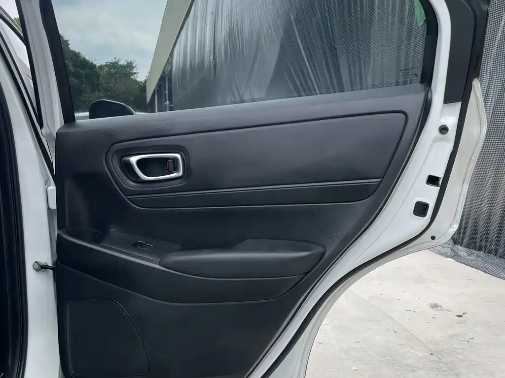 Honda Vezel 2023 — фото 23
