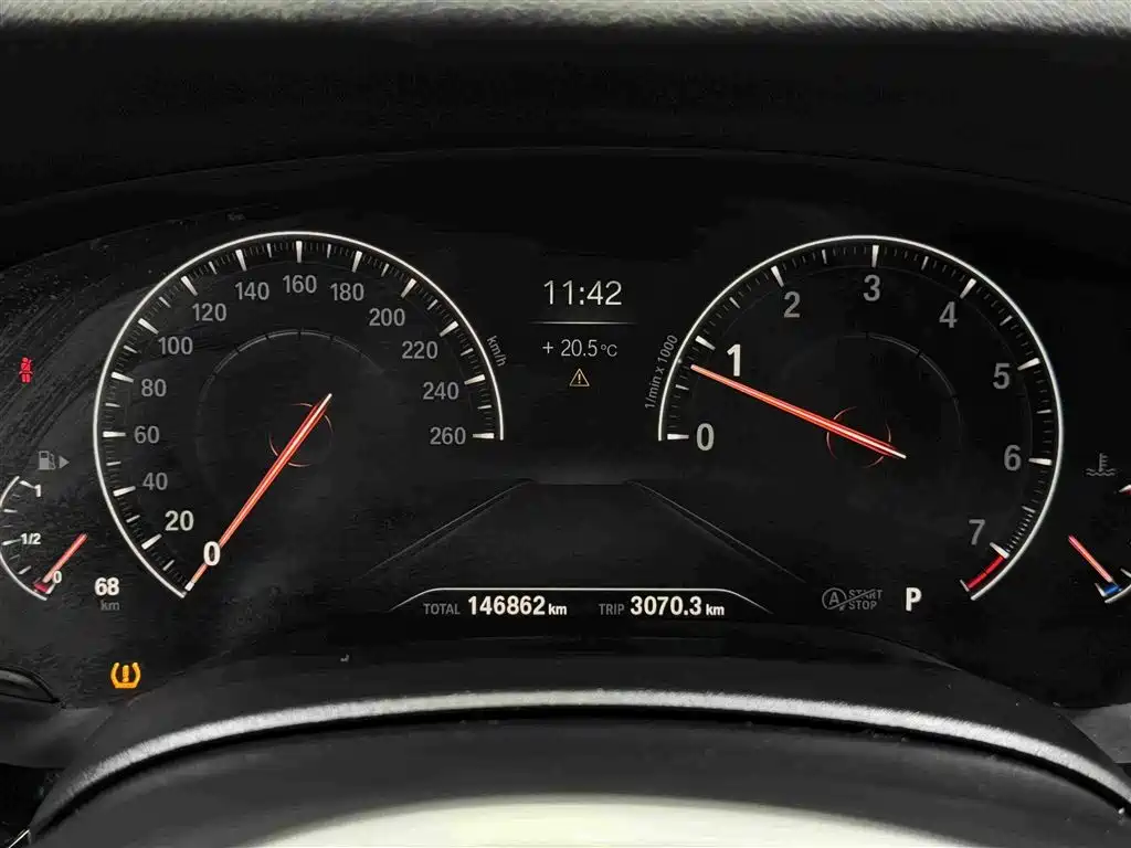BMW 5 Series 2020 — фото 12
