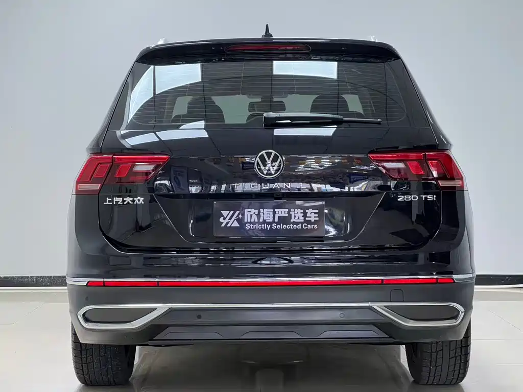 Volkswagen Tiguan L 2023 — фото 5