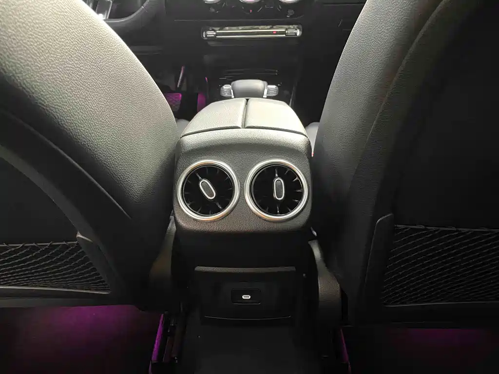 Mercedes-Benz A-Class 2023 — фото 12