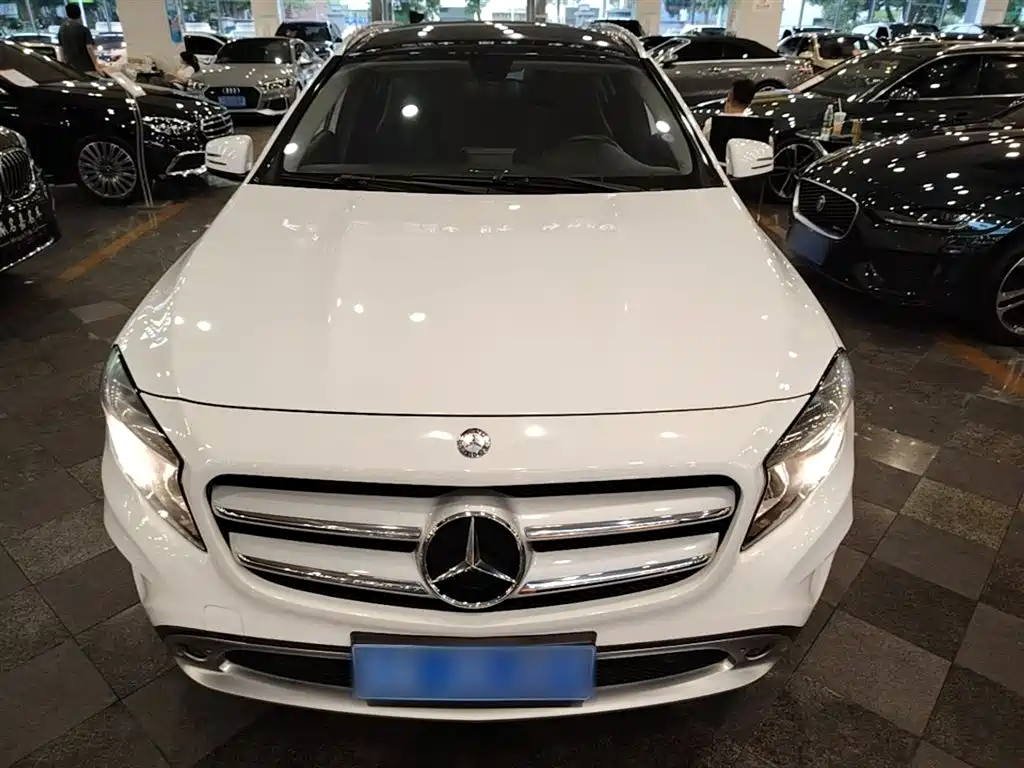 Mercedes-Benz GLA 2015 — фото 3