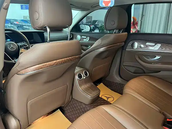 Mercedes-Benz E-Class 2023