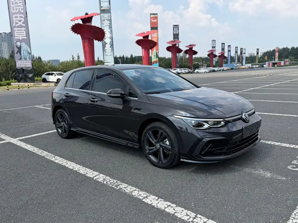 Volkswagen Golf 2023