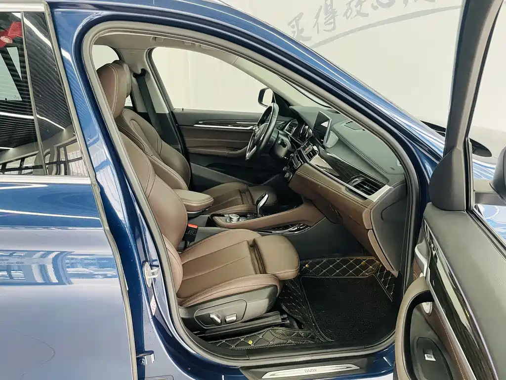 BMW X1 2021 — фото 12