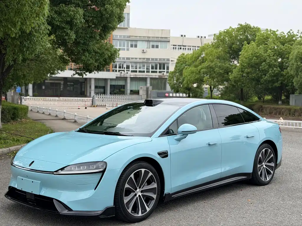Luxeed Zhijie S7 2025