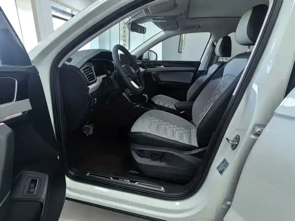 Volkswagen Tayron 2023