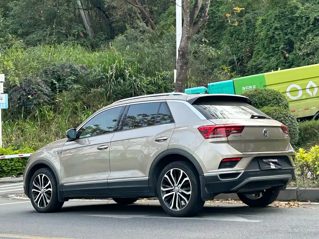 Volkswagen T-Roc 2019 — фото 4