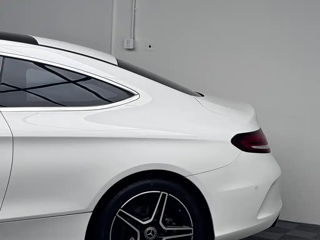 Mercedes-Benz C-Class 2020