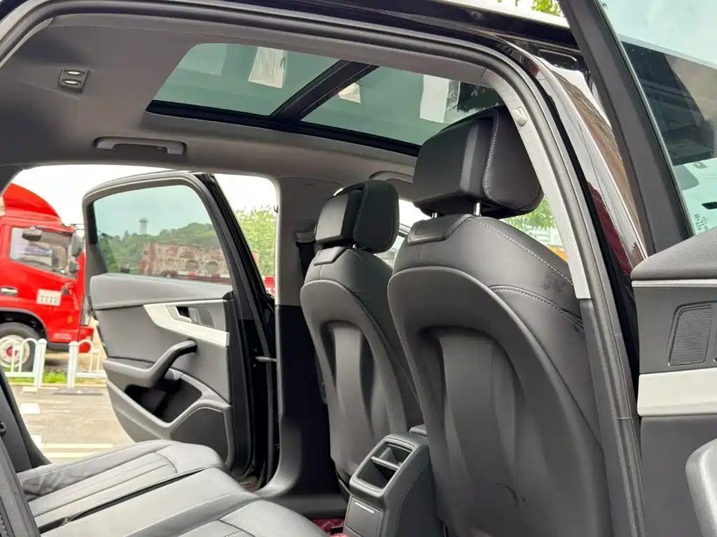 Audi A4L 2021