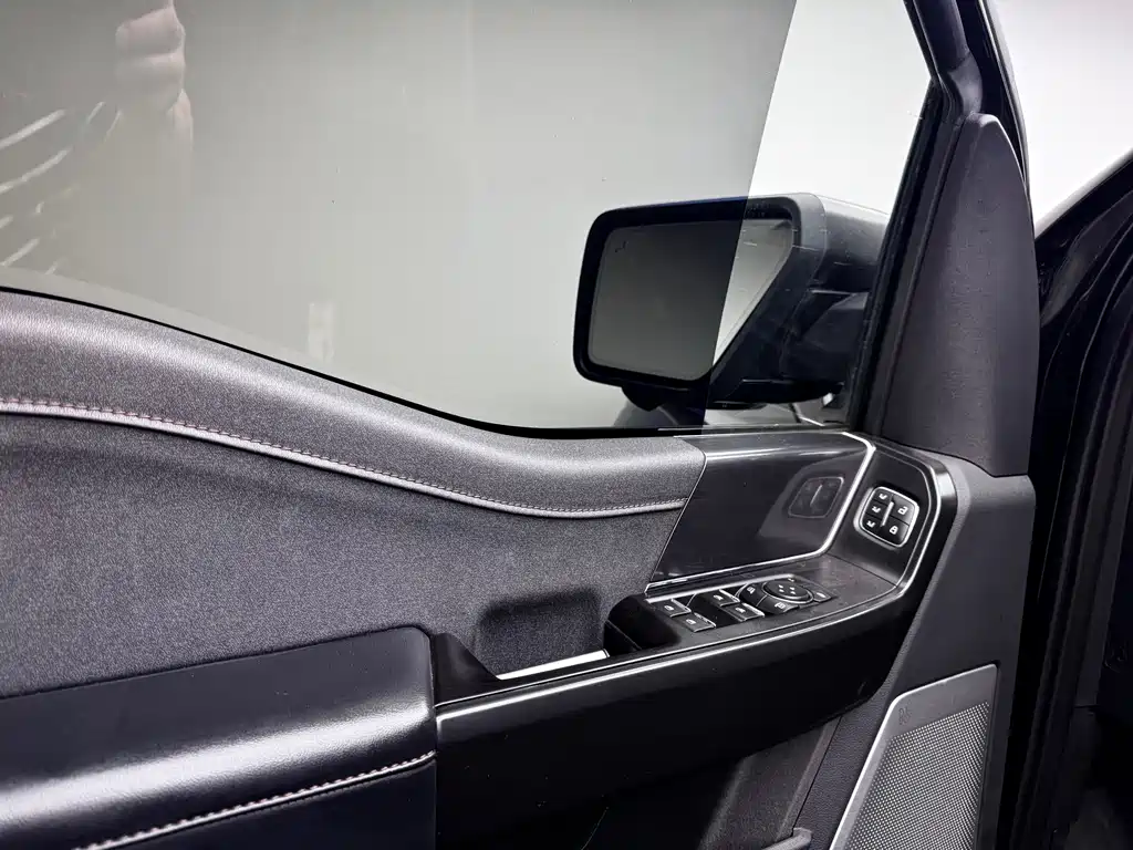 Ford F-150 Raptor 2023 — фото 15