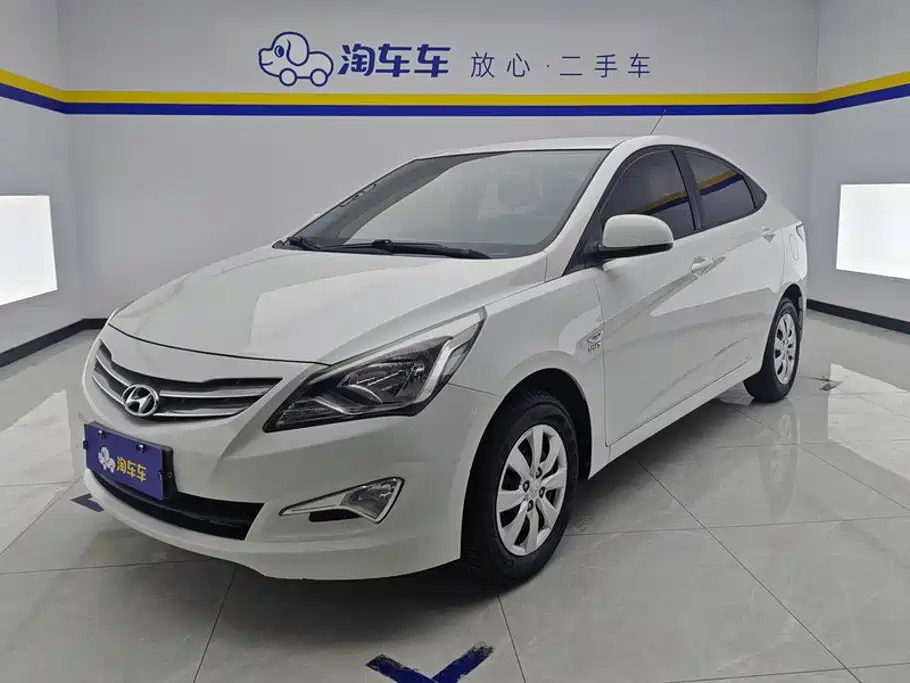 Hyundai Accent 2014 — фото 1