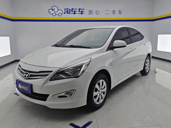 Hyundai Accent 2014