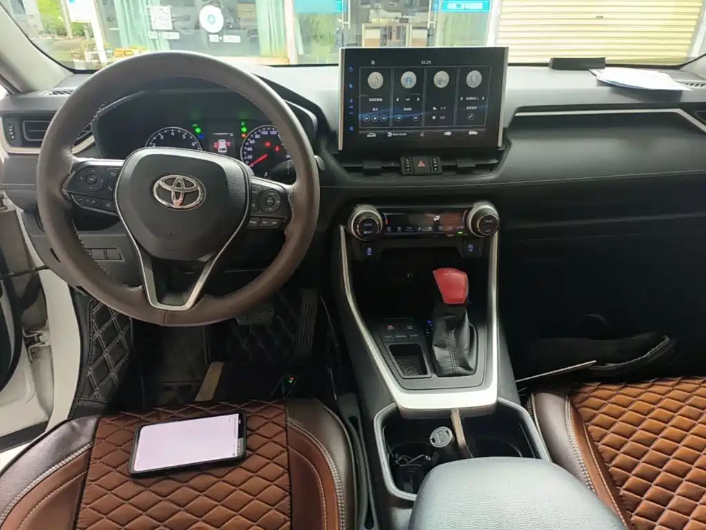 Toyota Wildlander 2020 — фото 3