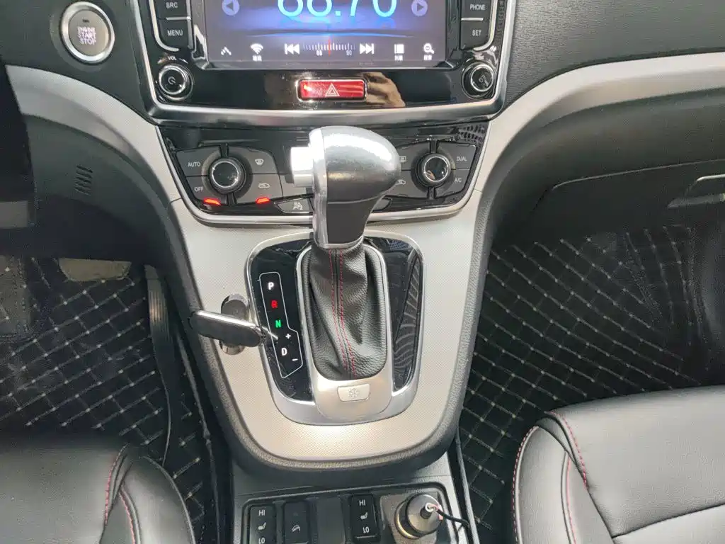 Haval H6 2017 — фото 10