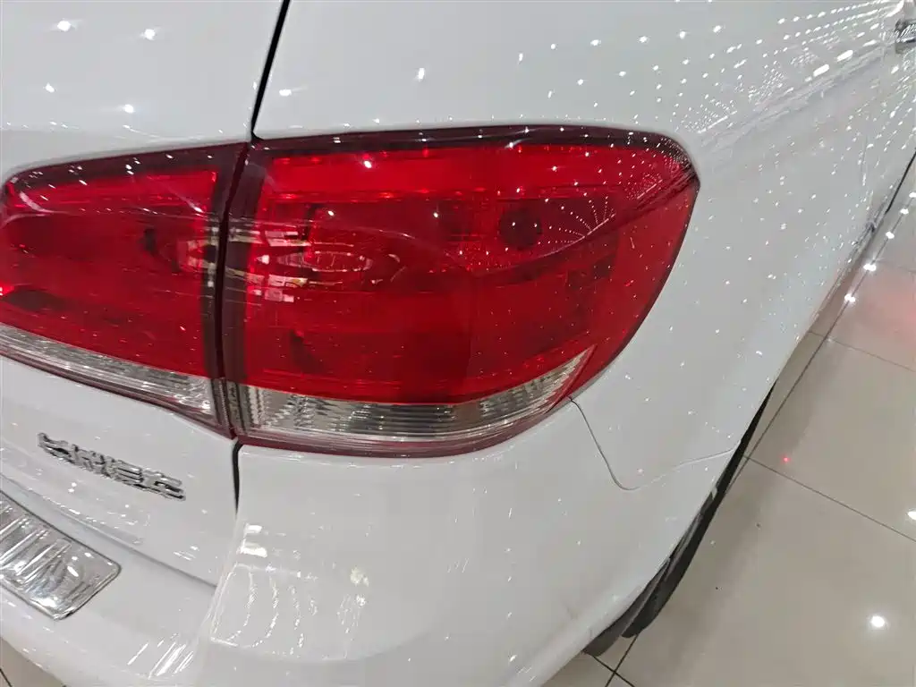Haval H6 2015 — фото 8