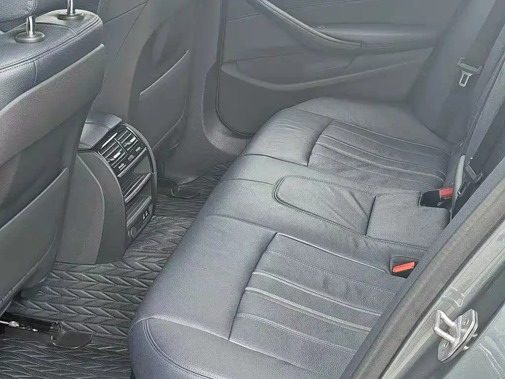 BMW 5 Series 2020