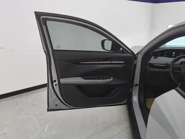 Changan UNI-V 2022