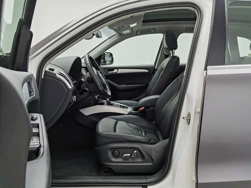 Audi Q5 2014 — фото 10