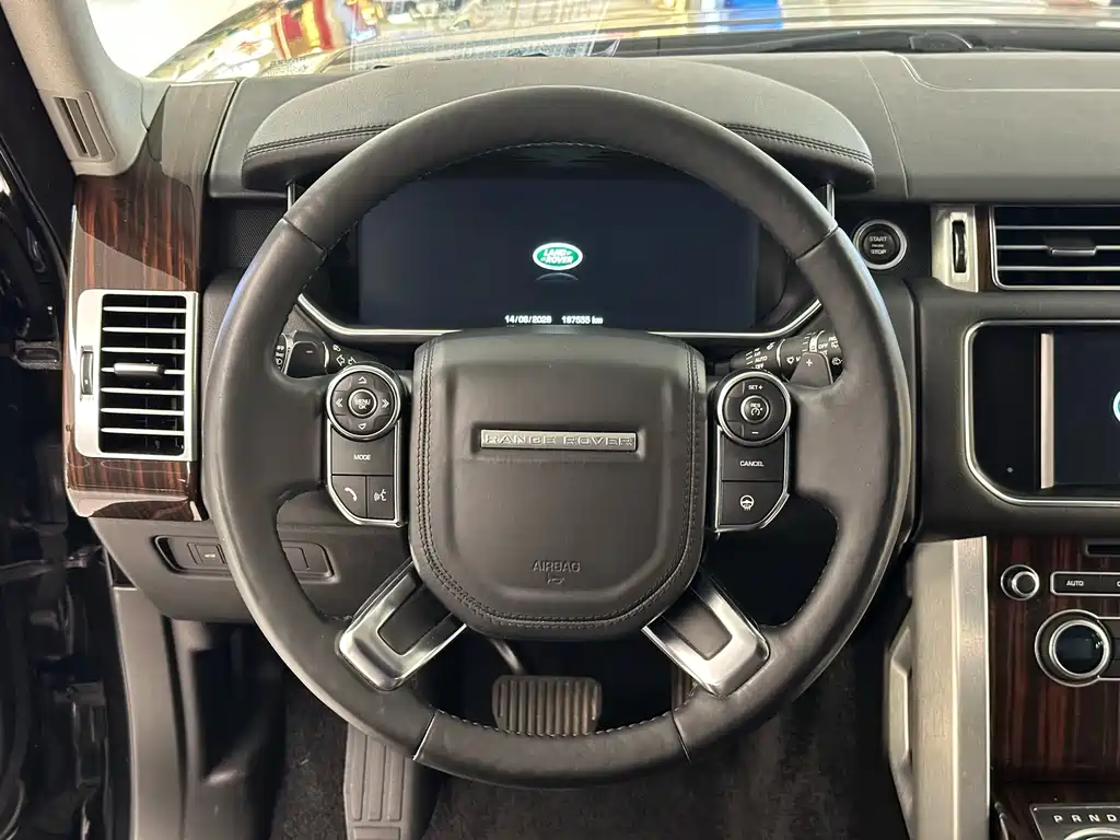 Land Rover Range Rover 2017 — фото 10