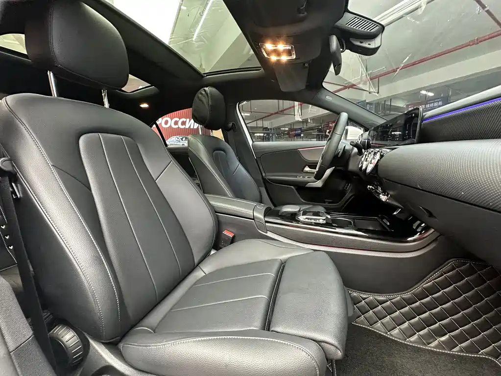 Mercedes-Benz A-Class 2022 — фото 16