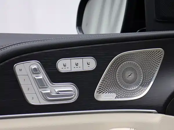 Mercedes-Benz GLE 2025
