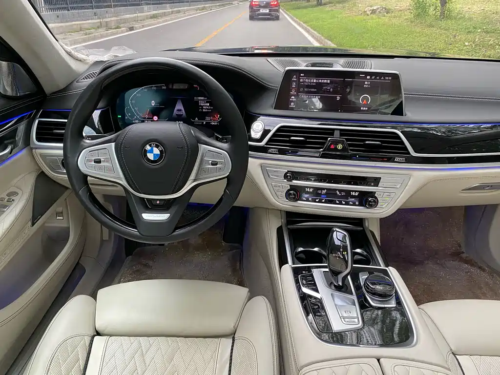 BMW 7 Series 2022 — фото 23