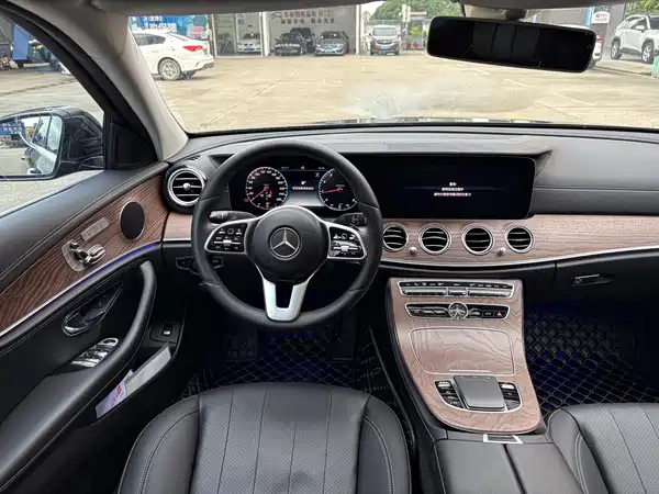 Mercedes-Benz E-Class 2019