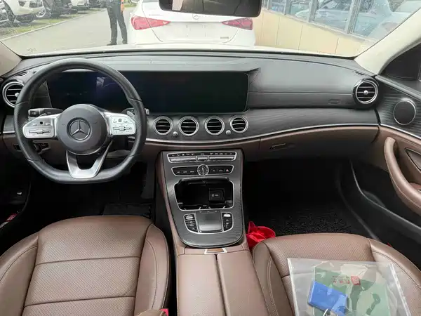Mercedes-Benz E-Class 2018