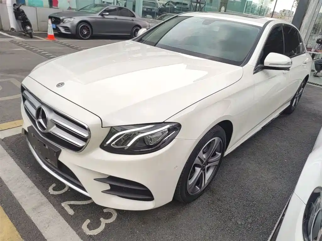 Mercedes-Benz E-Class 2019 — фото 1