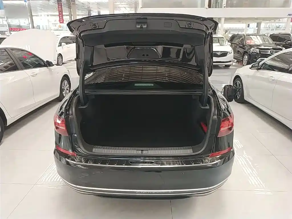 Volkswagen Passat 2021 — фото 19