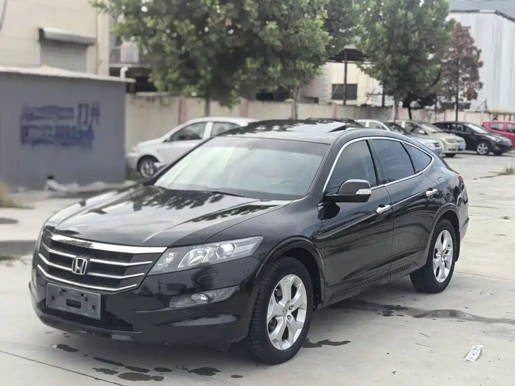 Honda Crosstour 2013 — фото 1