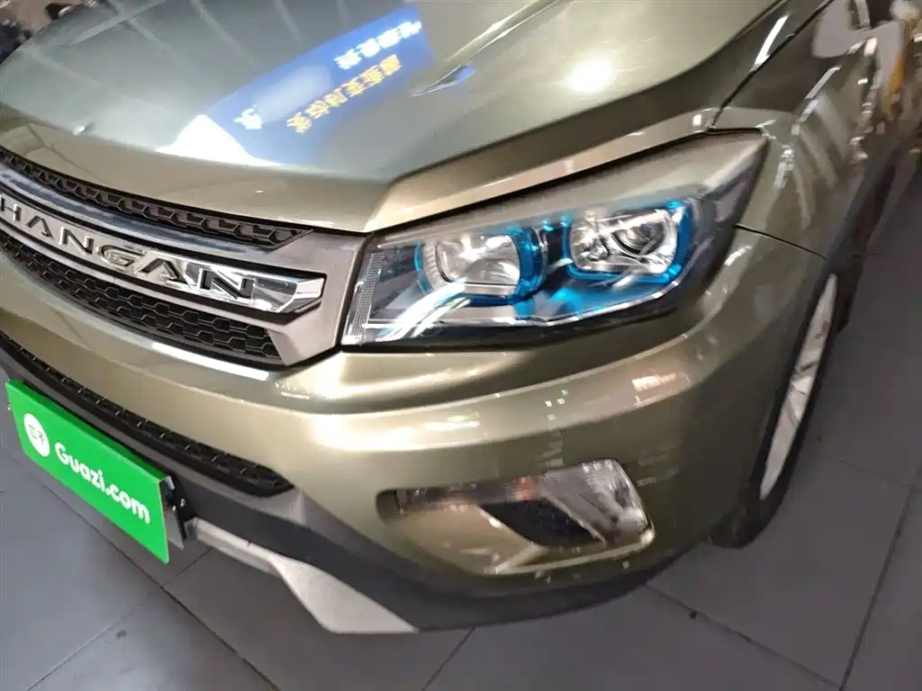 Changan CS75 2017 — фото 24