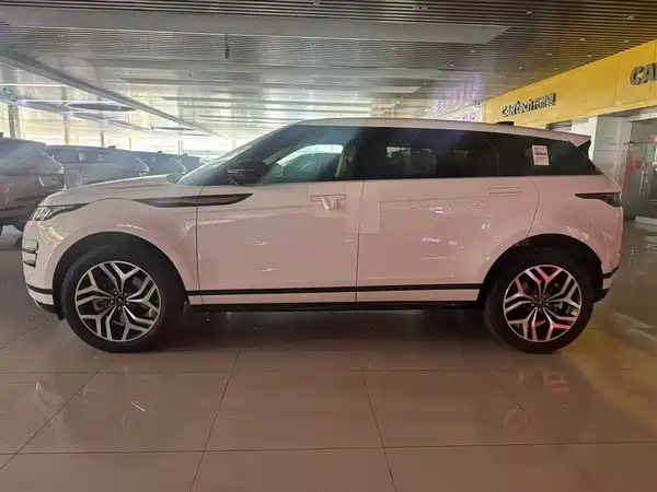Land Rover Range Rover Evoque 2026