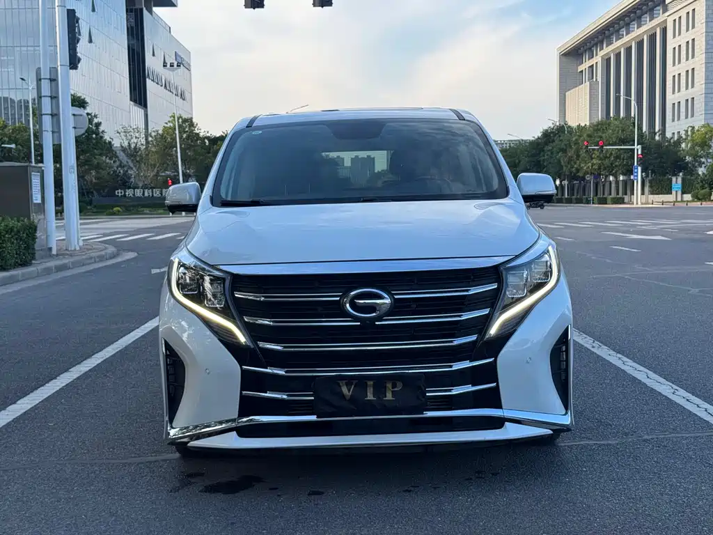 GAC Trumpchi M8 2022 — фото 2