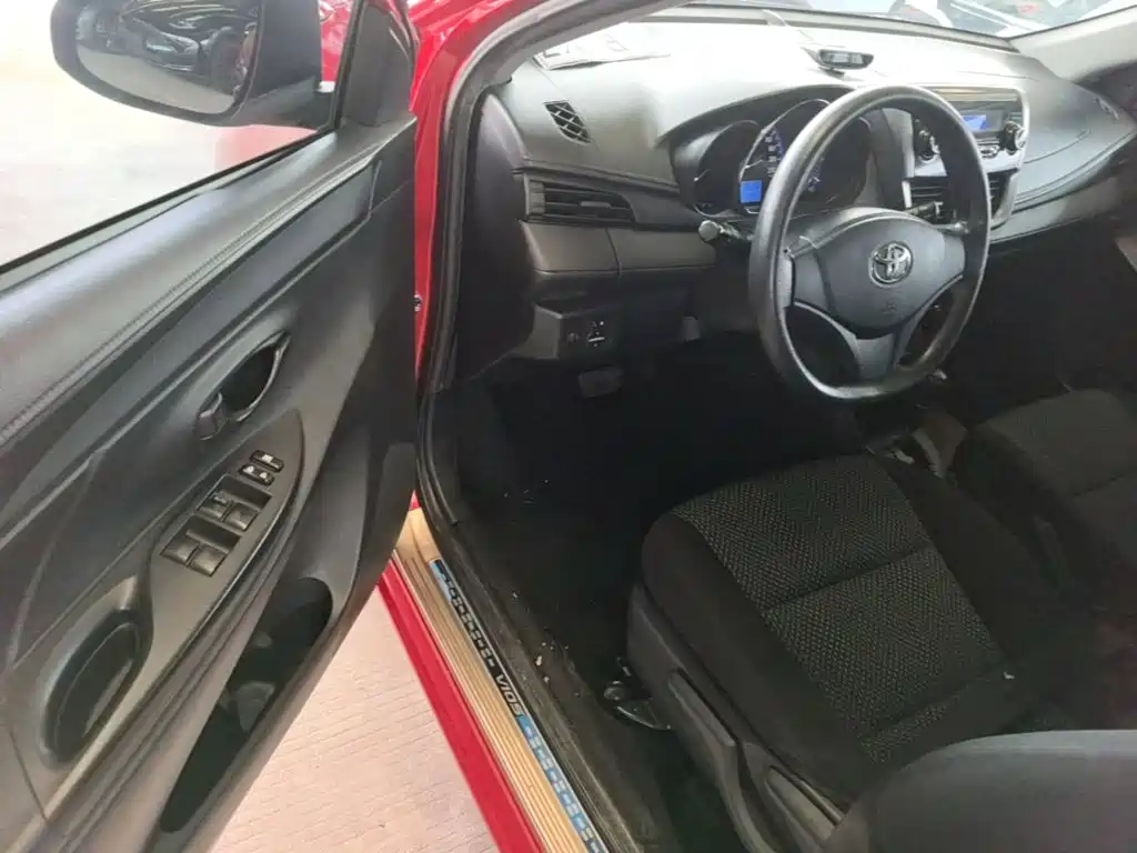 Toyota Vios FS 2017 — фото 16