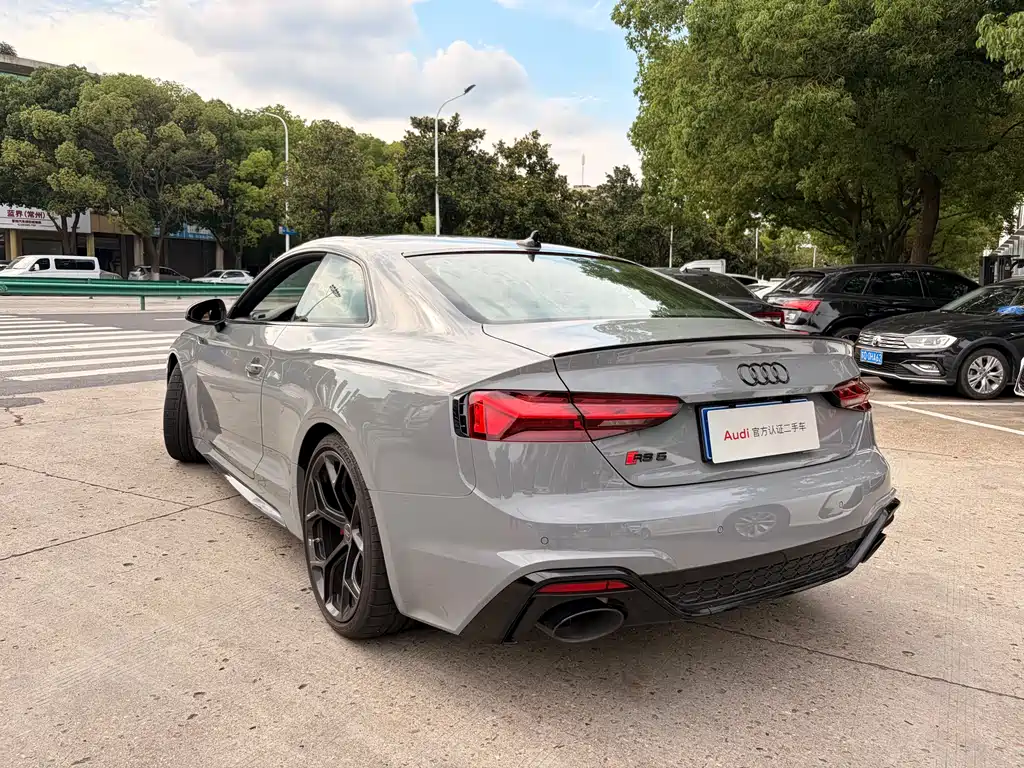 Audi RS 5 2025 — фото 11