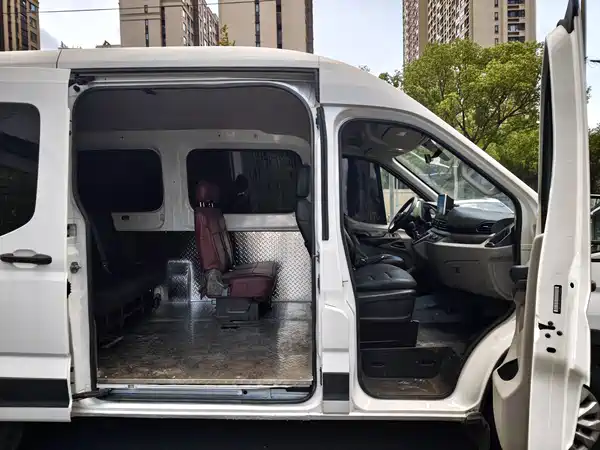 Maxus V90 2020
