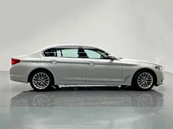 BMW 5 Series 2020