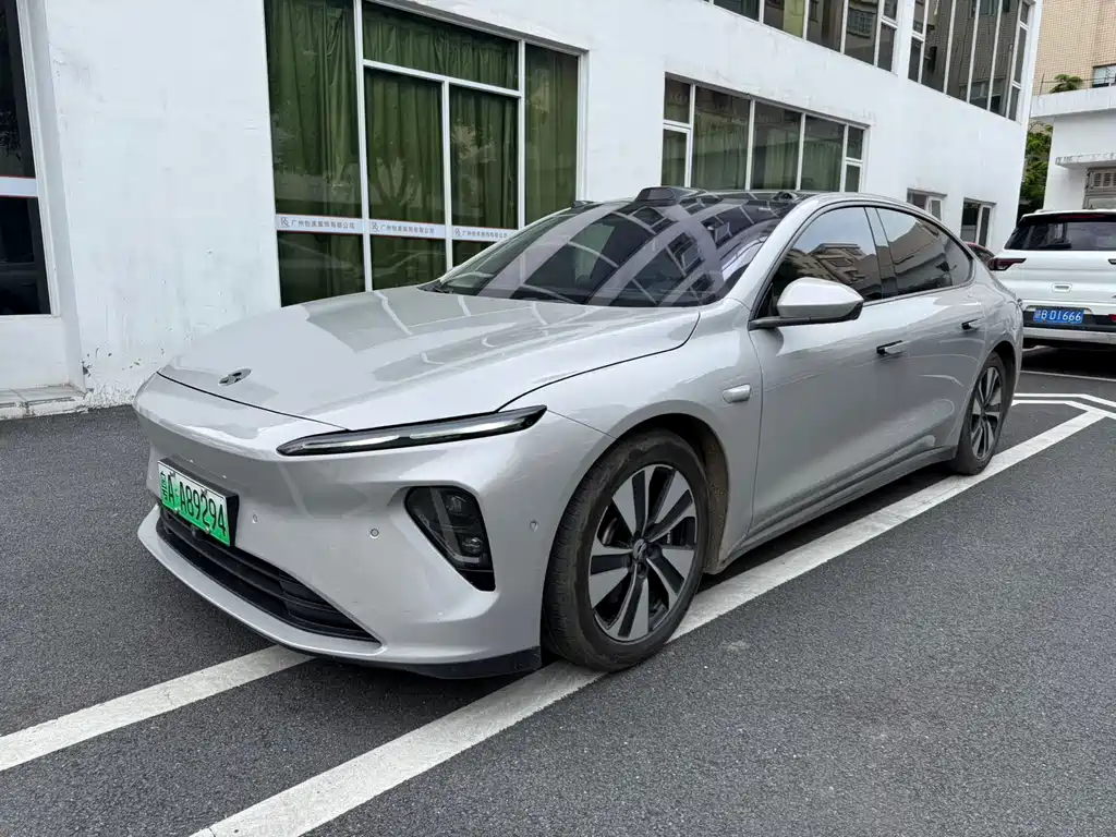 NIO ET7 2023