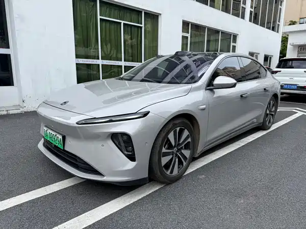 NIO ET7 2023